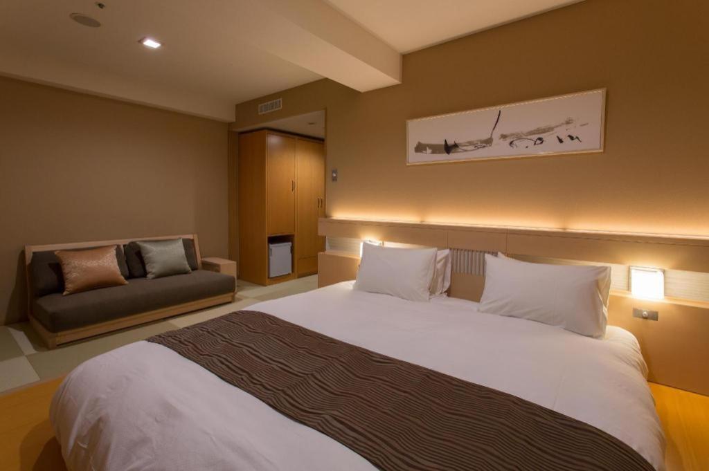 Spa Land Hotel Naito Fuefuki Екстер'єр фото